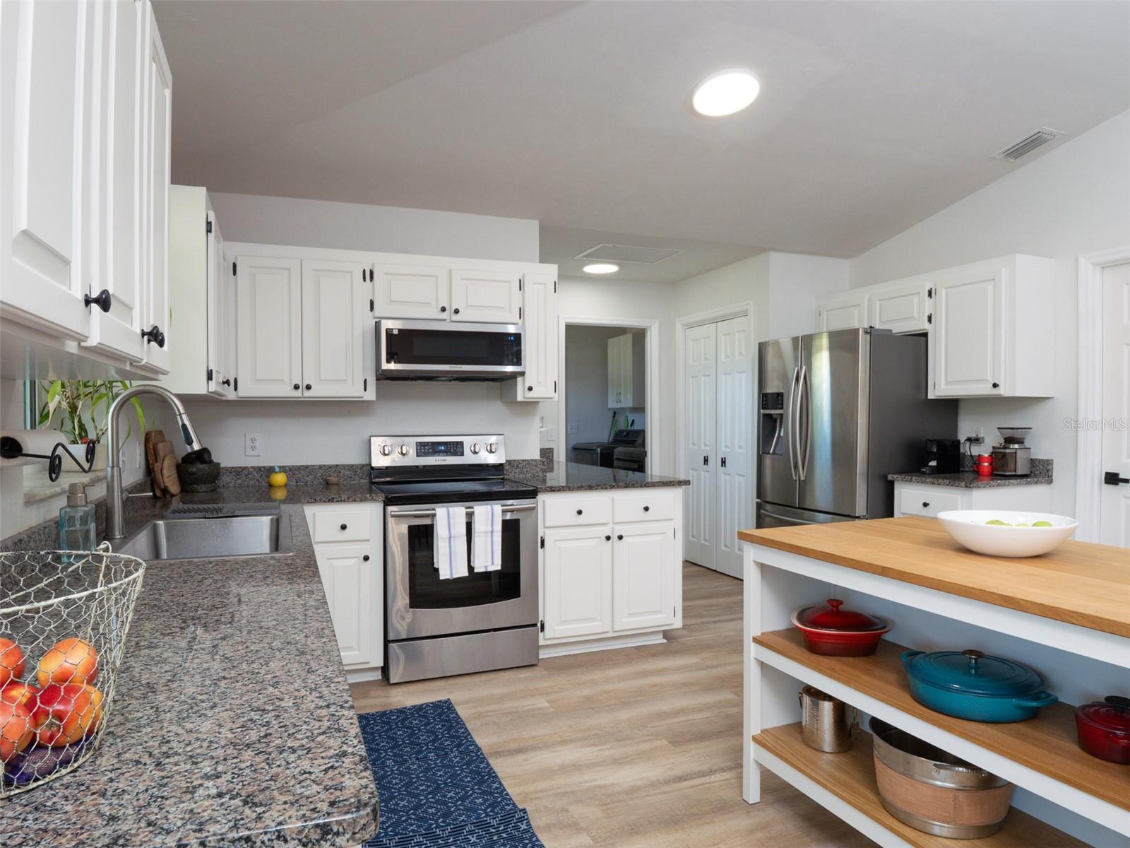 23053 NW 142ND AVE, HIGH SPRINGS, FL, 32643