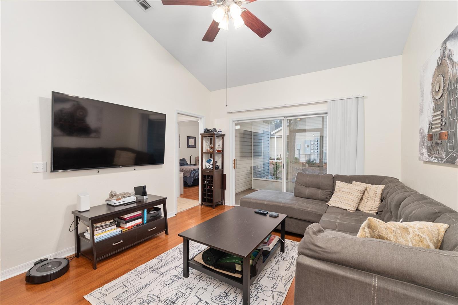4700 SW ARCHER RD #112, GAINESVILLE, FL, 32608