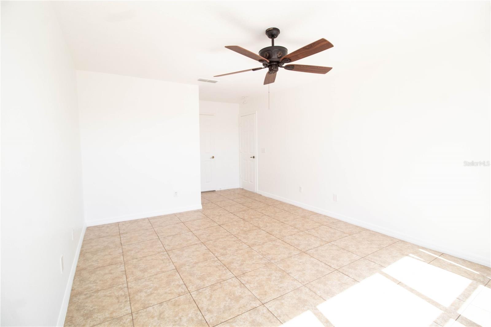 667 DOWNING CIR, DAVENPORT, FL, 33897