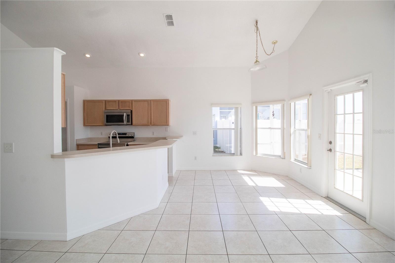 667 DOWNING CIR, DAVENPORT, FL, 33897