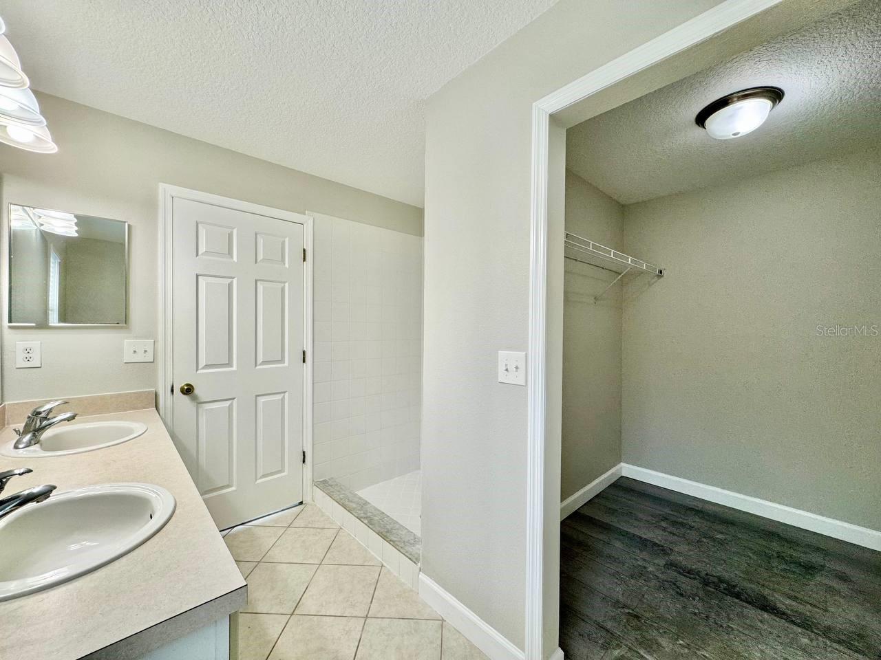 18112 CANAL POINTE ST, TAMPA, FL, 33647