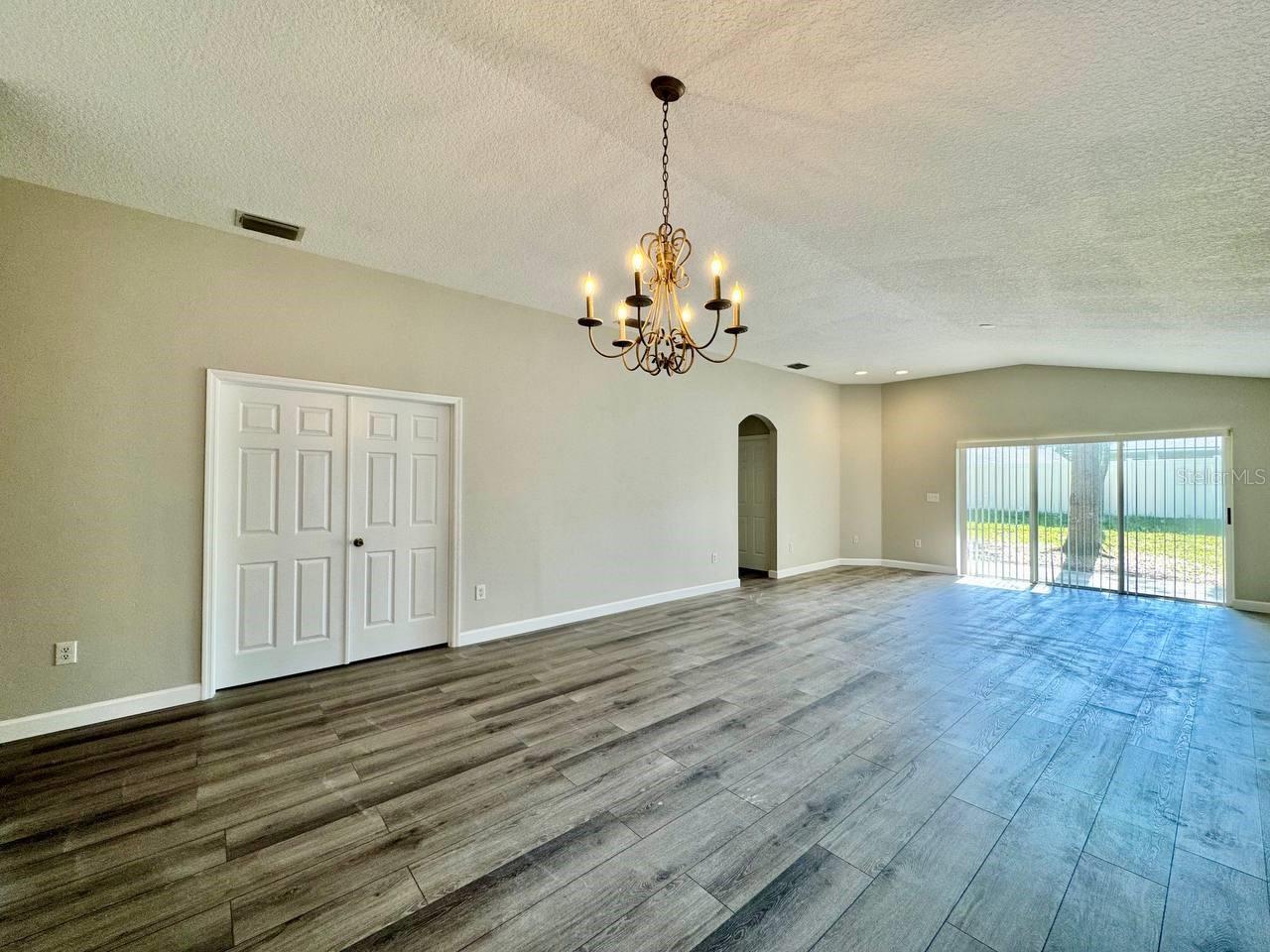18112 CANAL POINTE ST, TAMPA, FL, 33647