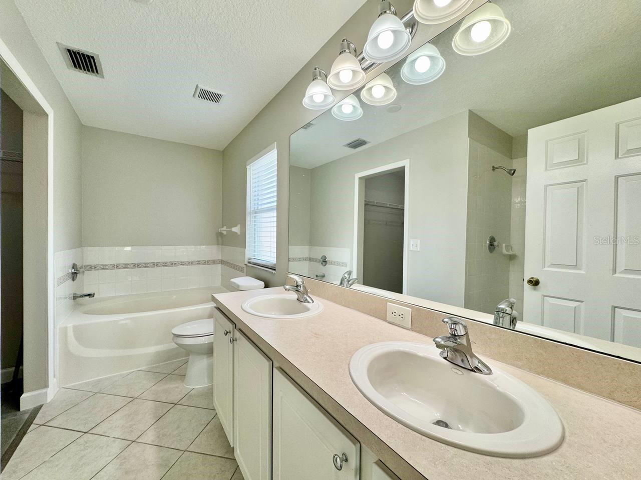 18112 CANAL POINTE ST, TAMPA, FL, 33647