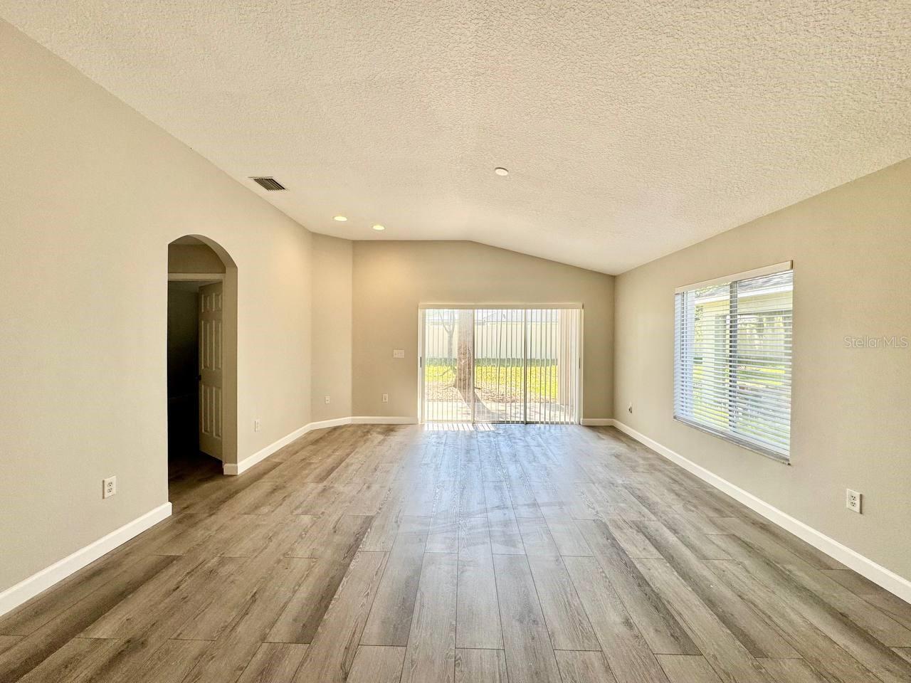 18112 CANAL POINTE ST, TAMPA, FL, 33647