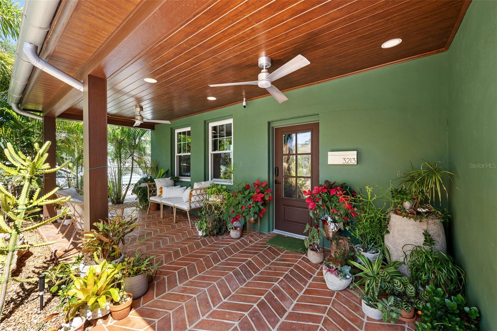 3213 W BARCELONA ST, TAMPA, FL, 33629