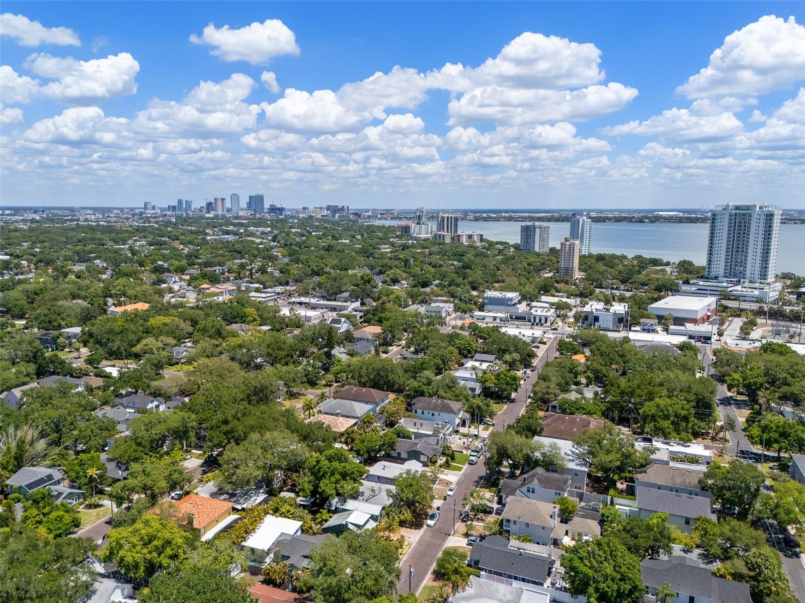 3213 W BARCELONA ST, TAMPA, FL, 33629