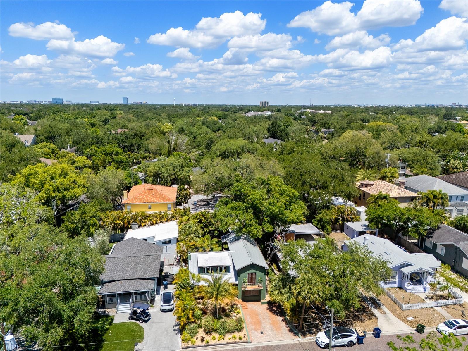 3213 W BARCELONA ST, TAMPA, FL, 33629