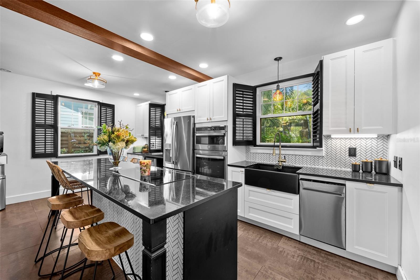 3213 W BARCELONA ST, TAMPA, FL, 33629