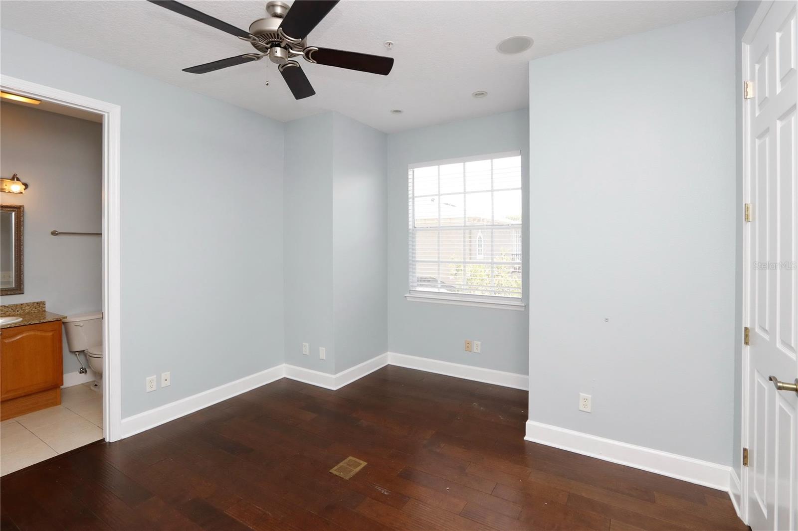 2611 ESPANA CT, TAMPA, FL, 33609