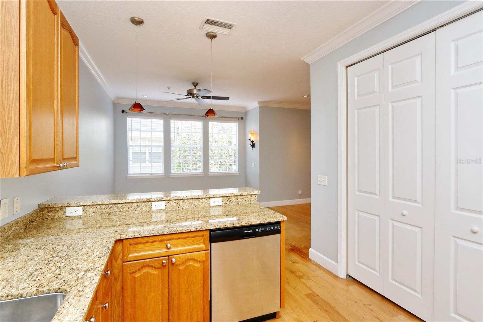 2611 ESPANA CT, TAMPA, FL, 33609