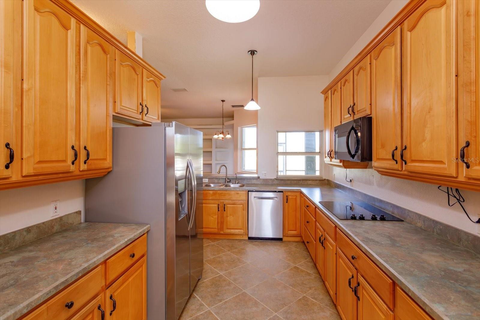 3335 RIVERHEAD DR, DELTONA, FL, 32738