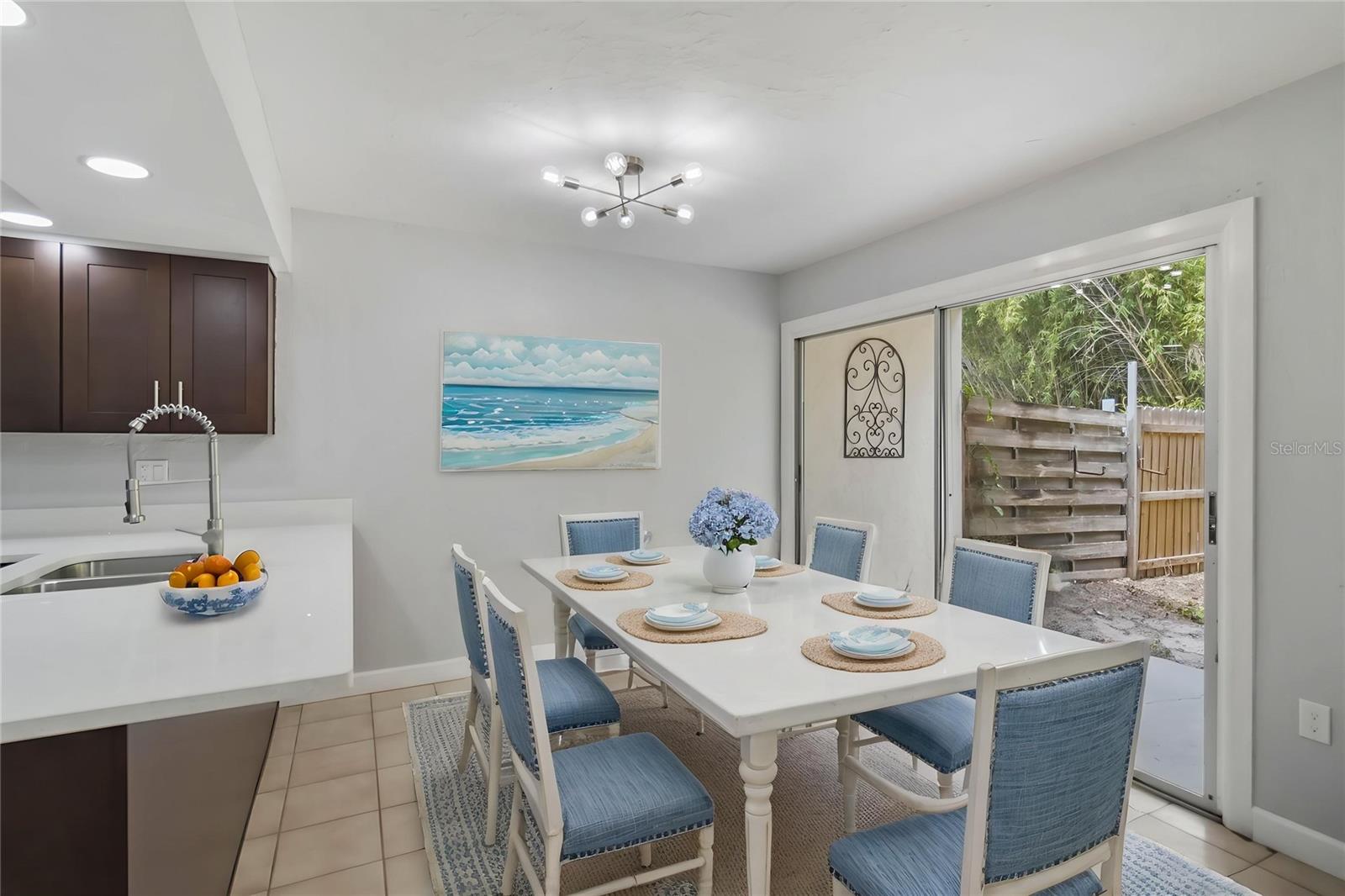 1125 LONGFELLOW WAY #125-B, SARASOTA, FL, 34243