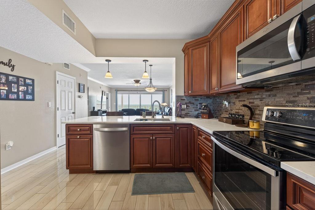 16500 GULF BLVD #654, NORTH REDINGTON BEACH, FL, 33708