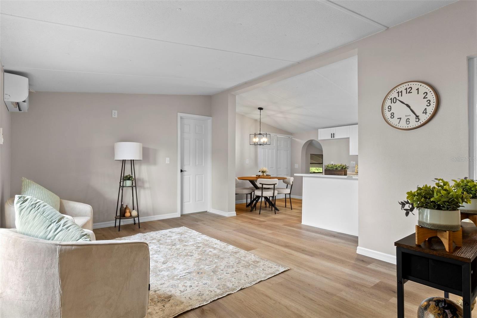 8017 E SKYLINE LN, FLORAL CITY, FL, 34436