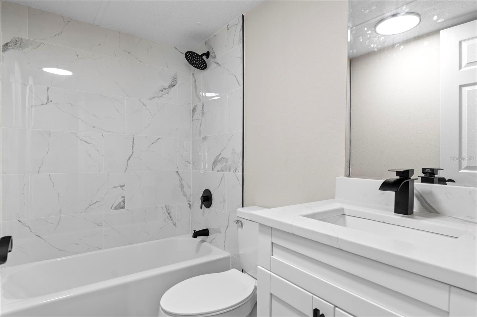 8017 E SKYLINE LN, FLORAL CITY, FL, 34436