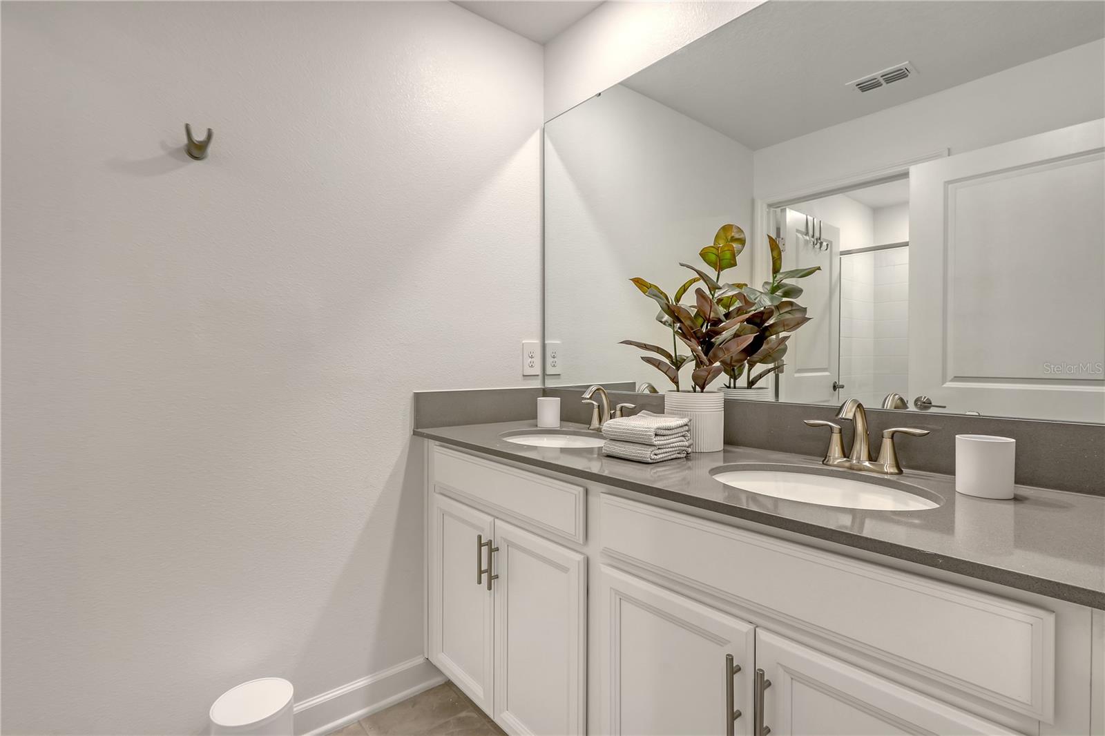 1136 KINGSBARN ST, DAVENPORT, FL, 33896