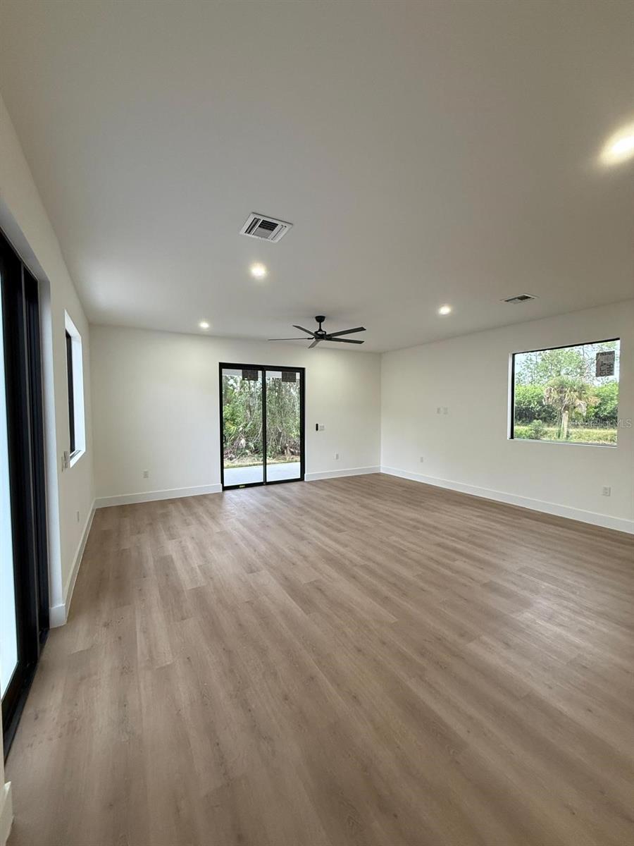 1034 ALCALDE ST E, LEHIGH ACRES, FL, 33974