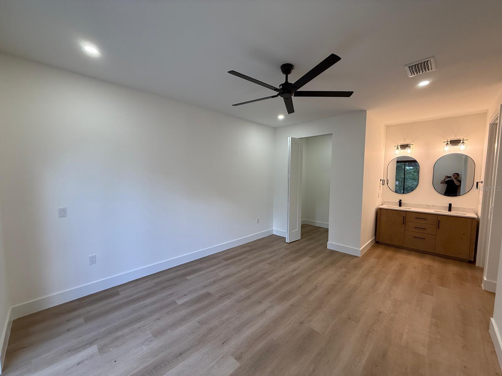 1034 ALCALDE ST E, LEHIGH ACRES, FL, 33974