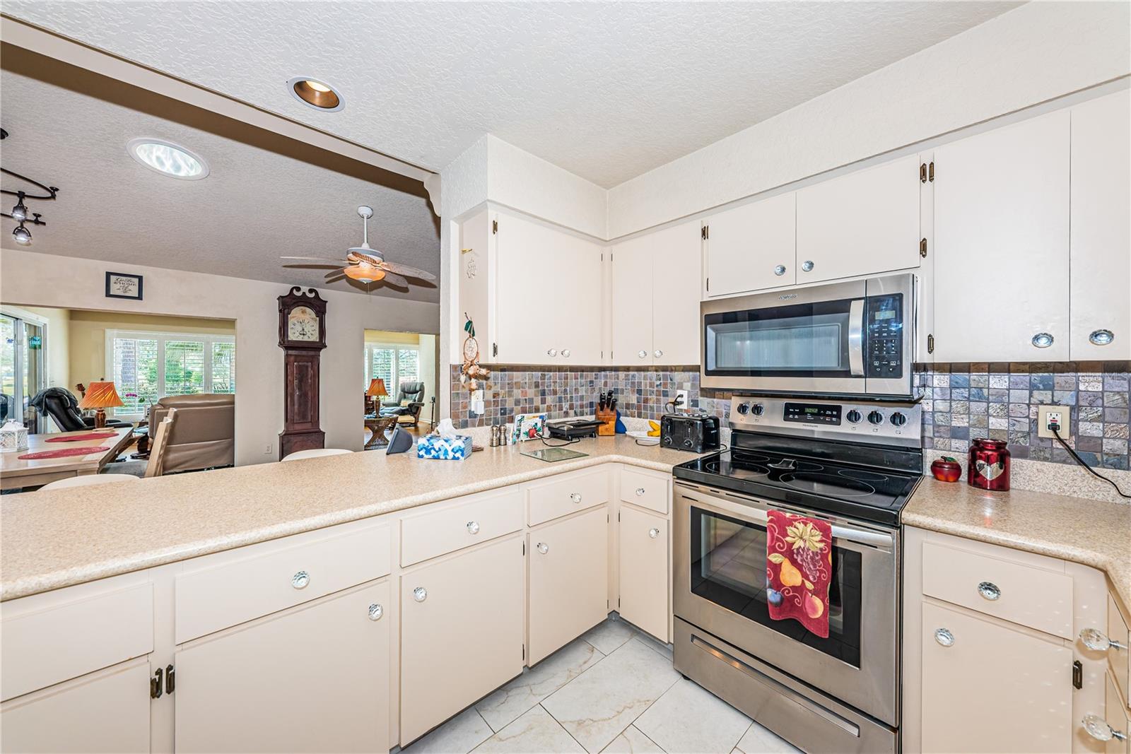 3248 HILARY CIR, PALM HARBOR, FL, 34684