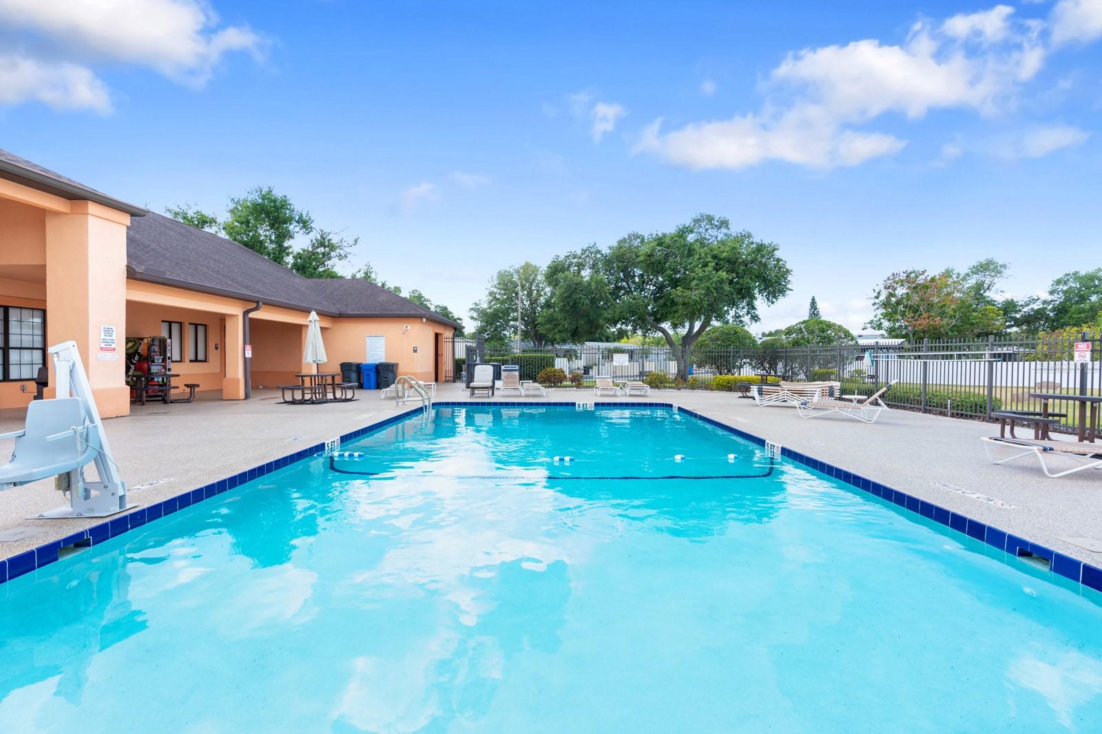 8536 FANTASIA PARK WAY, RIVERVIEW, FL, 33578