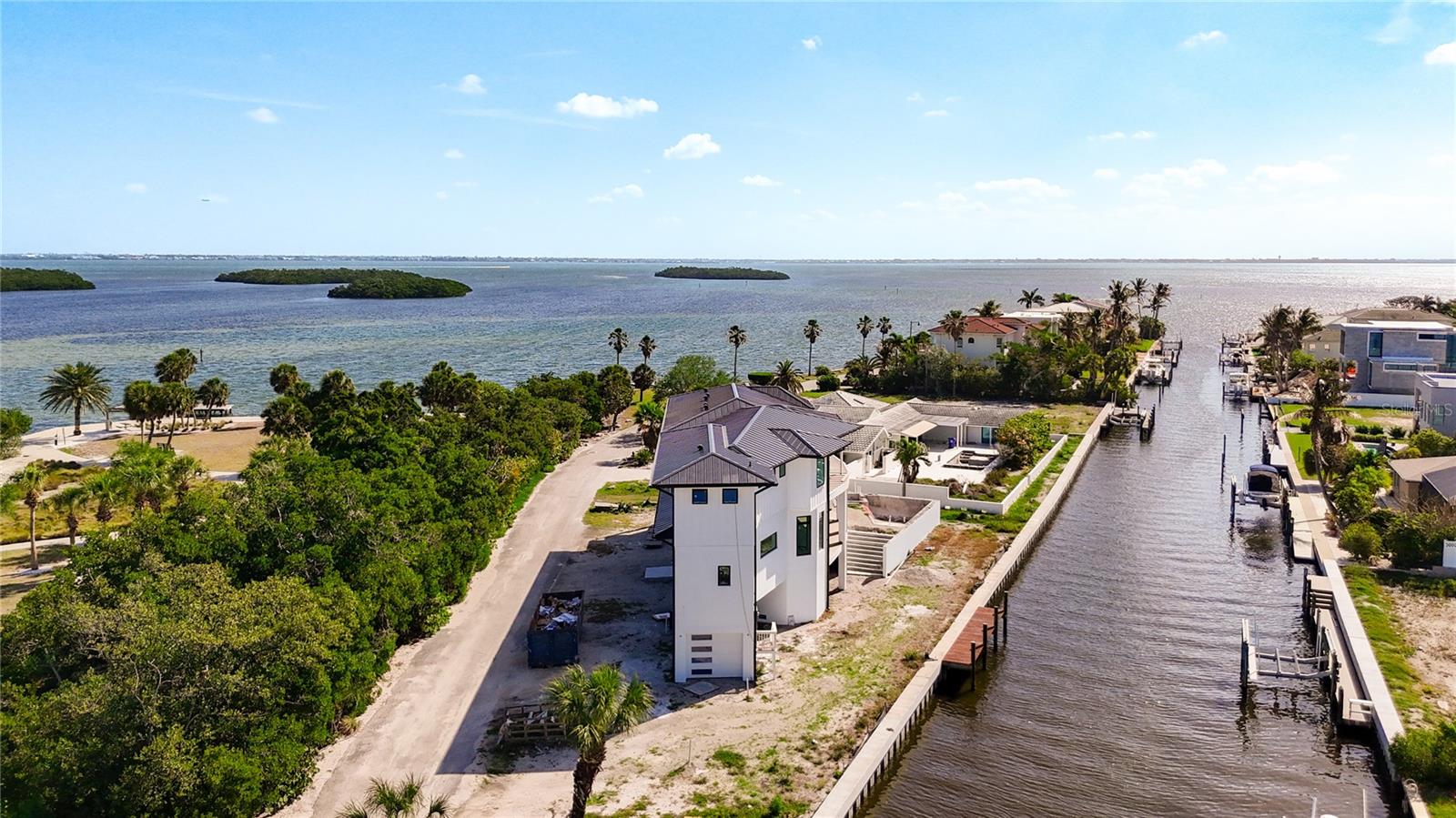 530 JESSMYTH DR, LONGBOAT KEY, FL, 34228