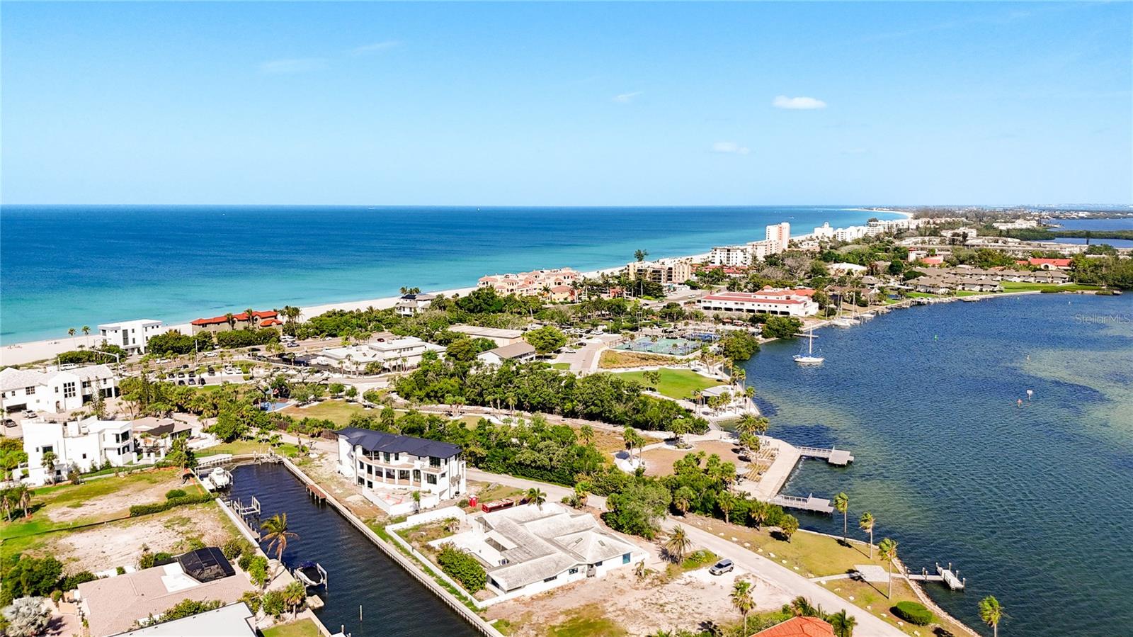 530 JESSMYTH DR, LONGBOAT KEY, FL, 34228