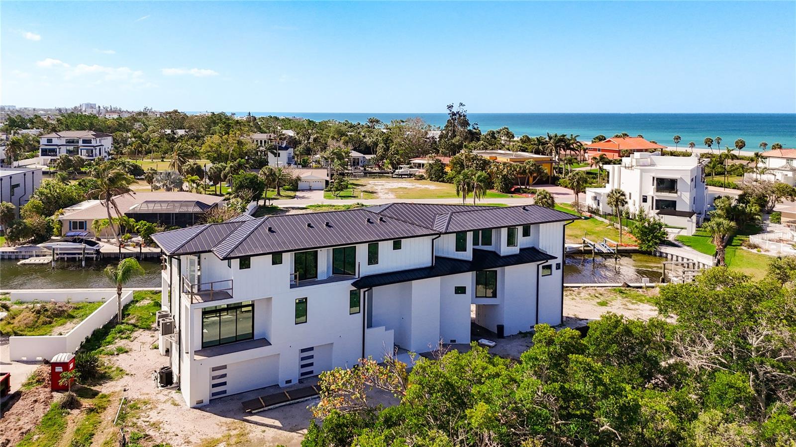 530 JESSMYTH DR, LONGBOAT KEY, FL, 34228
