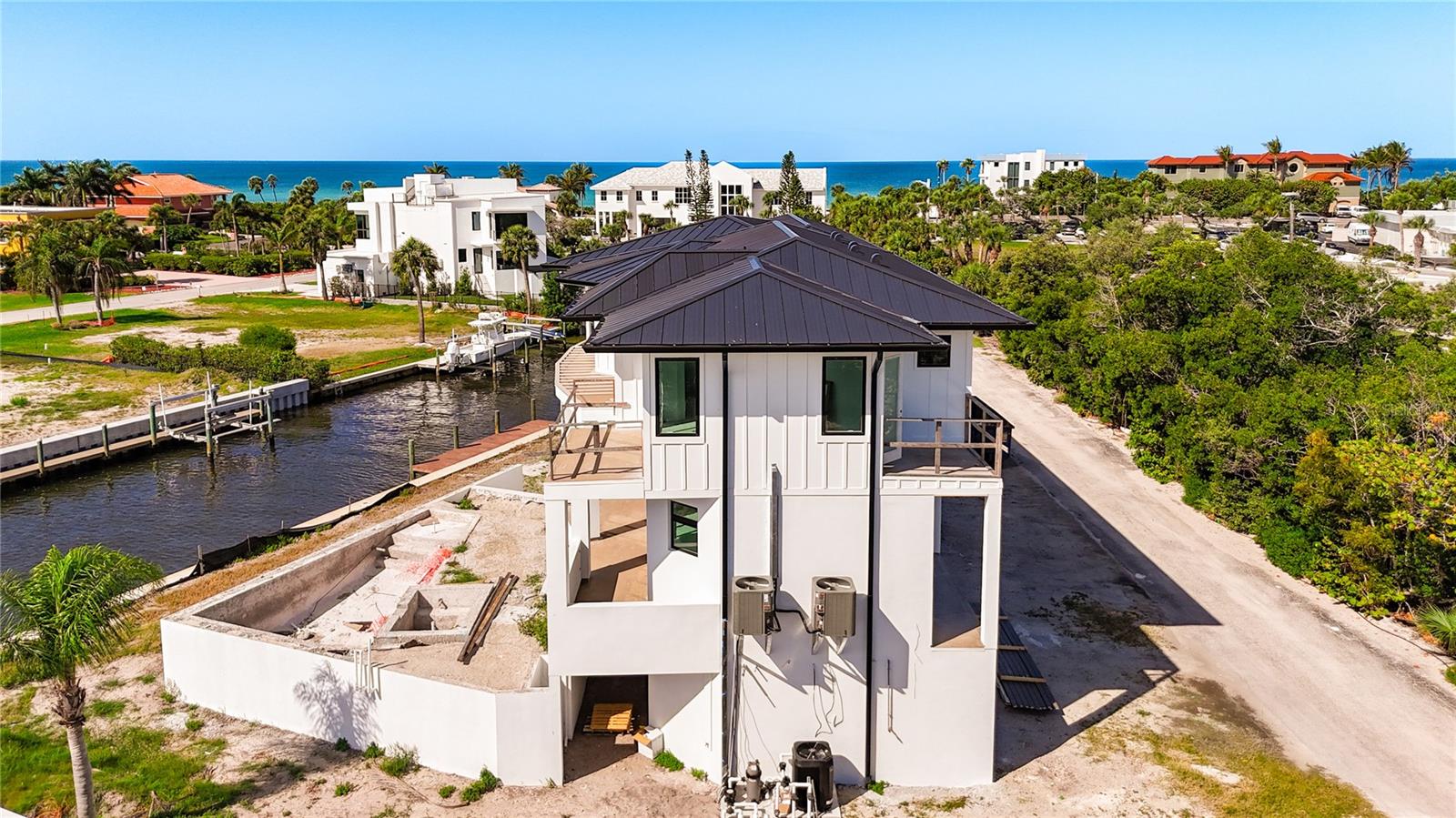 530 JESSMYTH DR, LONGBOAT KEY, FL, 34228