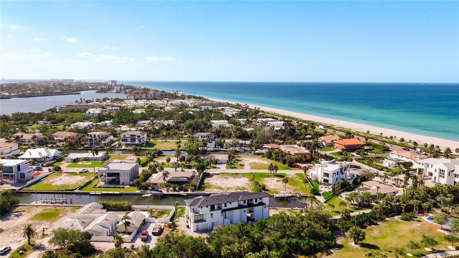 530 JESSMYTH DR, LONGBOAT KEY, FL, 34228
