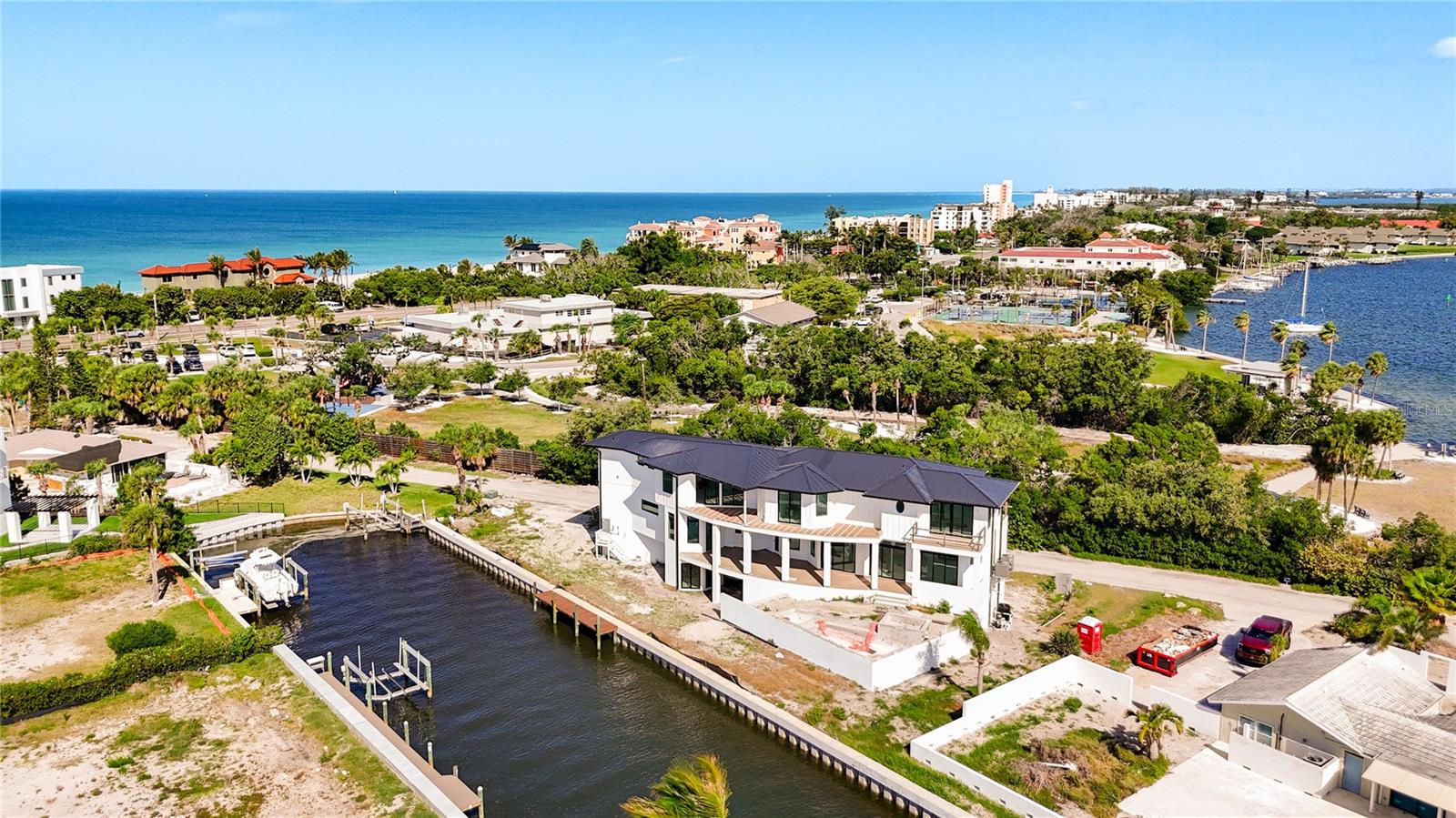 530 JESSMYTH DR, LONGBOAT KEY, FL, 34228