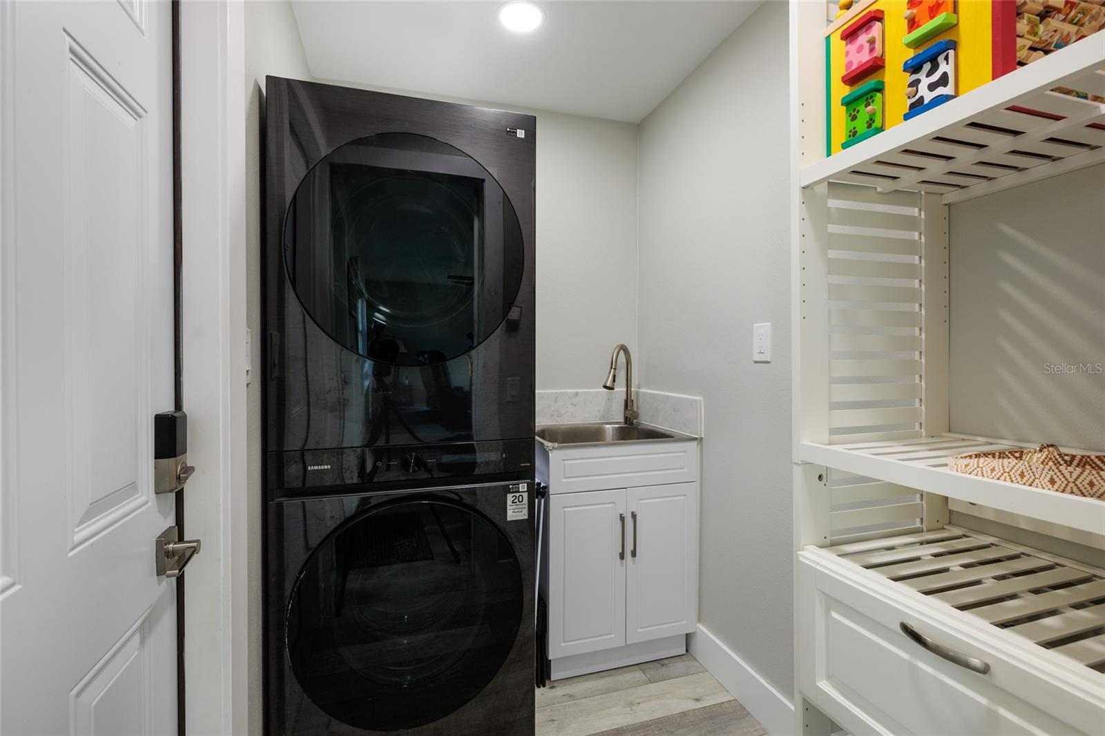 9773 1ST ST NE, ST PETERSBURG, FL, 33702