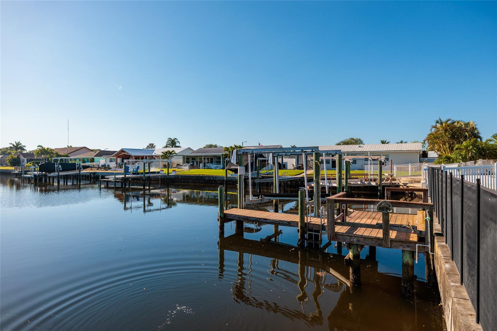 9773 1ST ST NE, ST PETERSBURG, FL, 33702