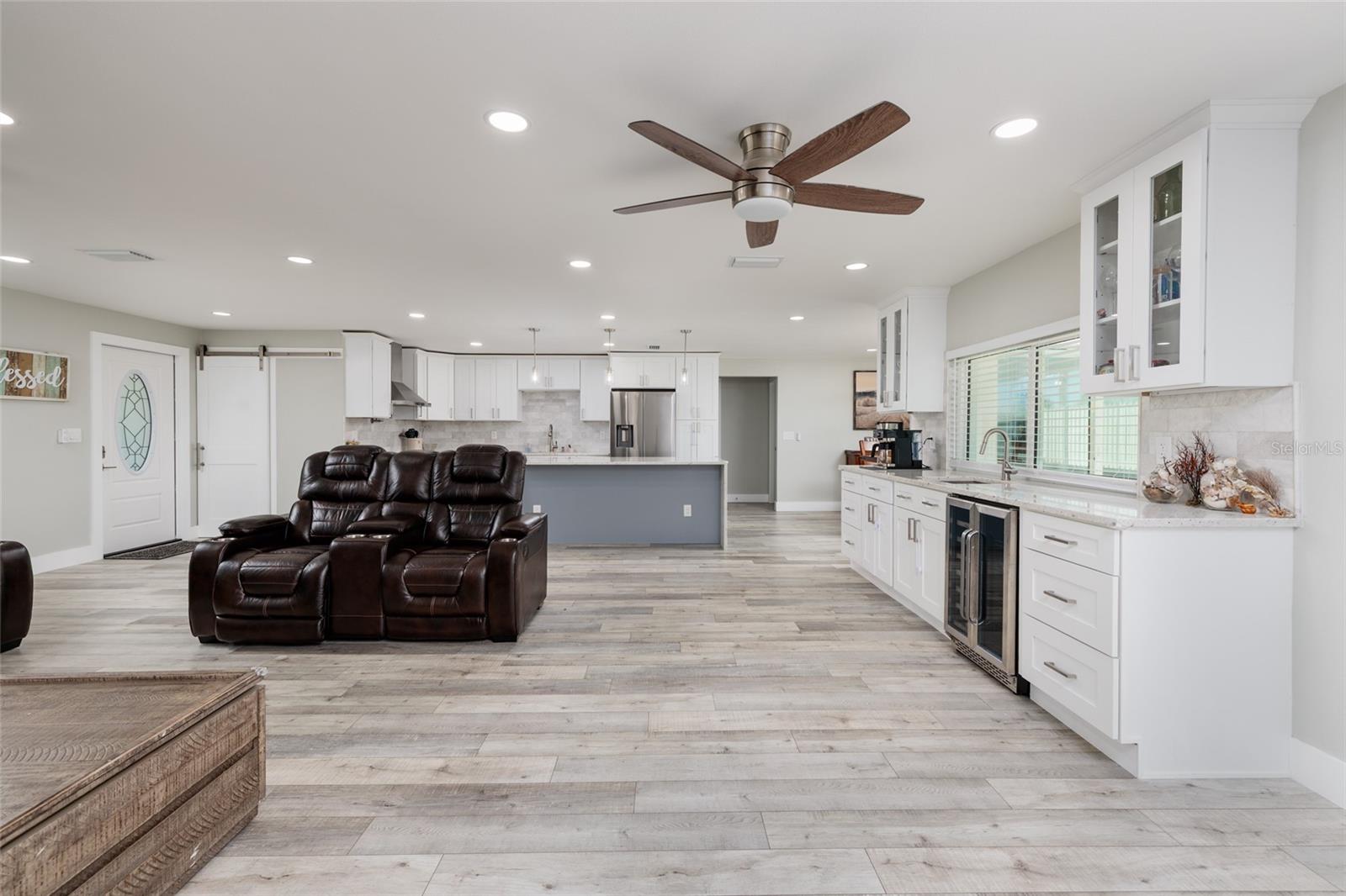 9773 1ST ST NE, ST PETERSBURG, FL, 33702