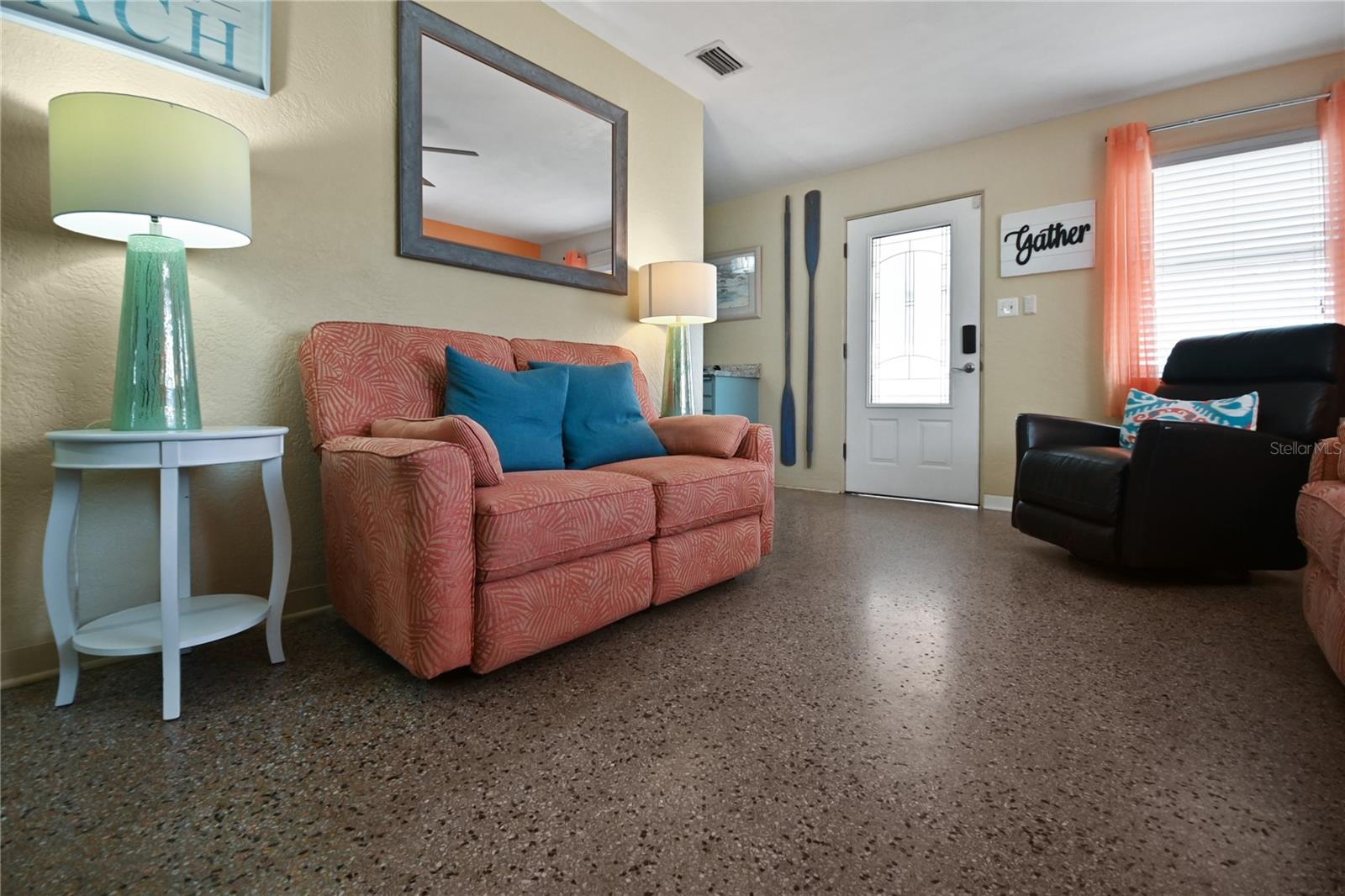 121 E YELKCA TER, EDGEWATER, FL, 32132