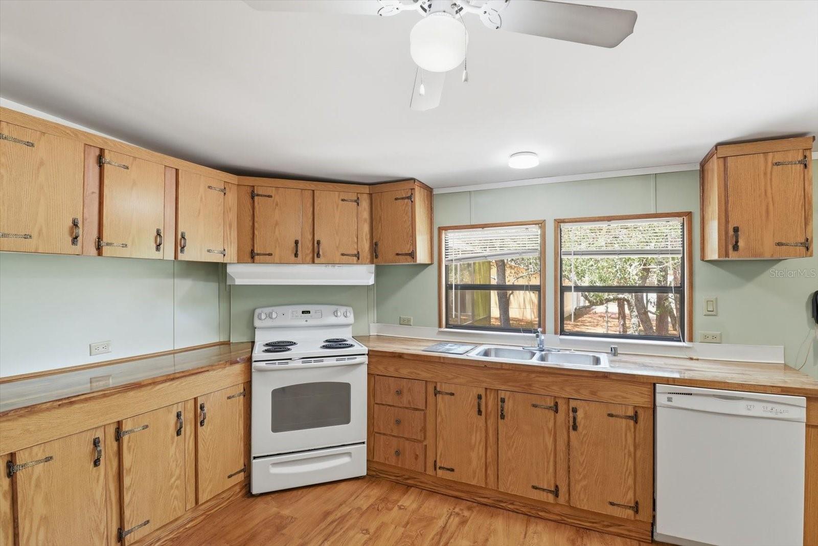 5828 S OLDFIELD AVE, HOMOSASSA, FL, 34446