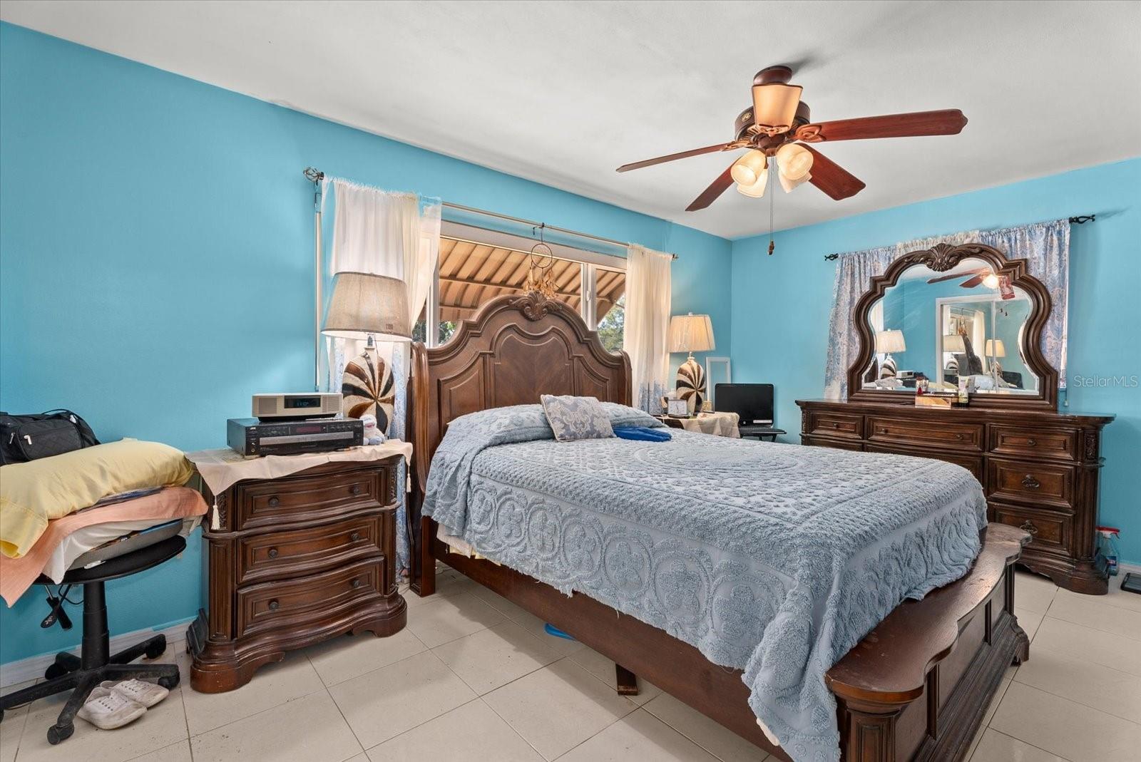 2124 GREENBRIAR BLVD, CLEARWATER, FL, 33763