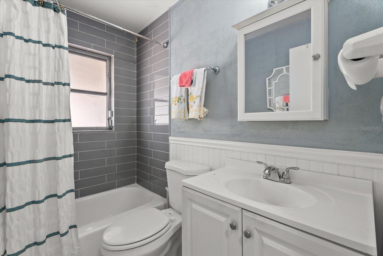 2124 GREENBRIAR BLVD, CLEARWATER, FL, 33763