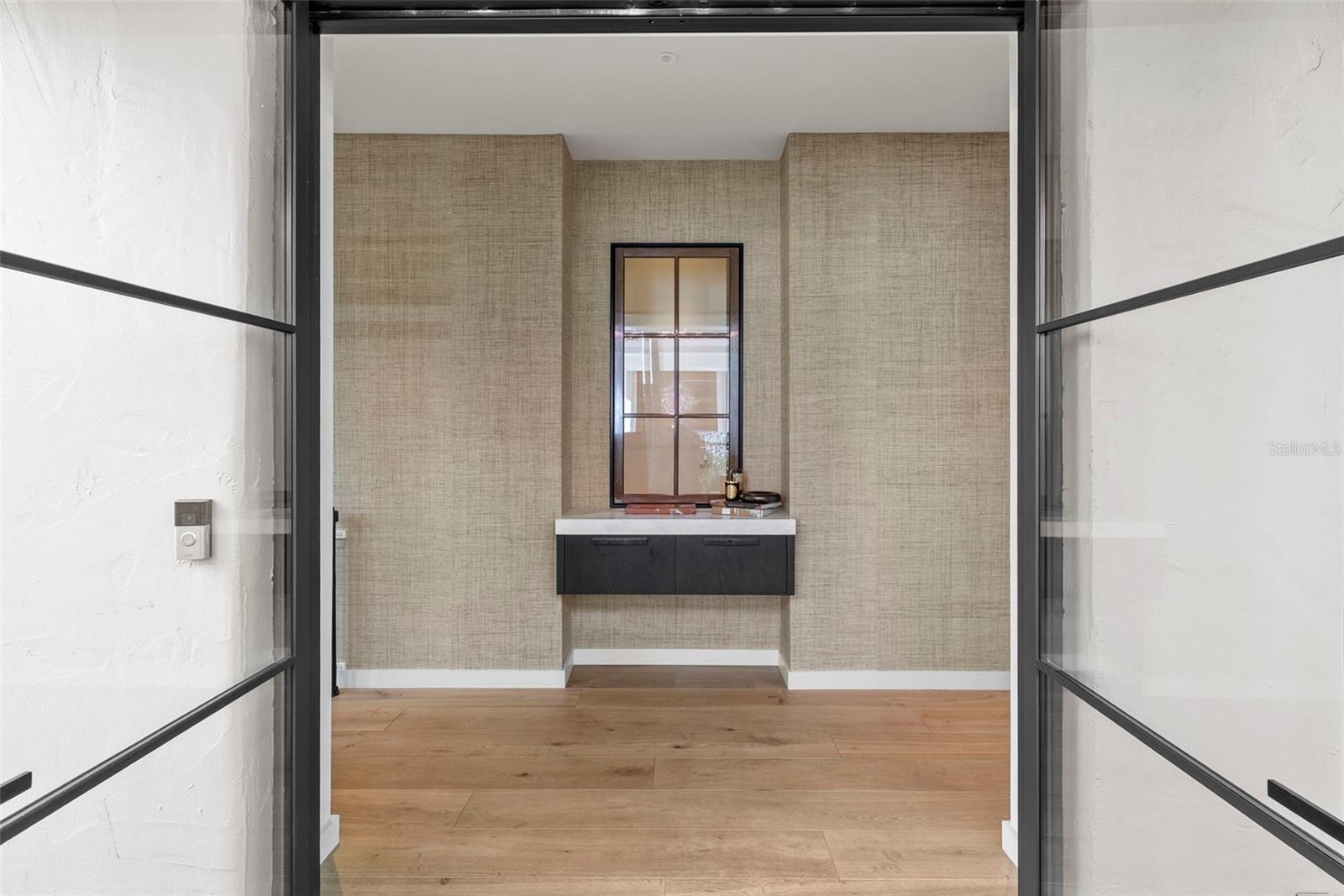 1123 ABBEYS WAY, TAMPA, FL, 33602