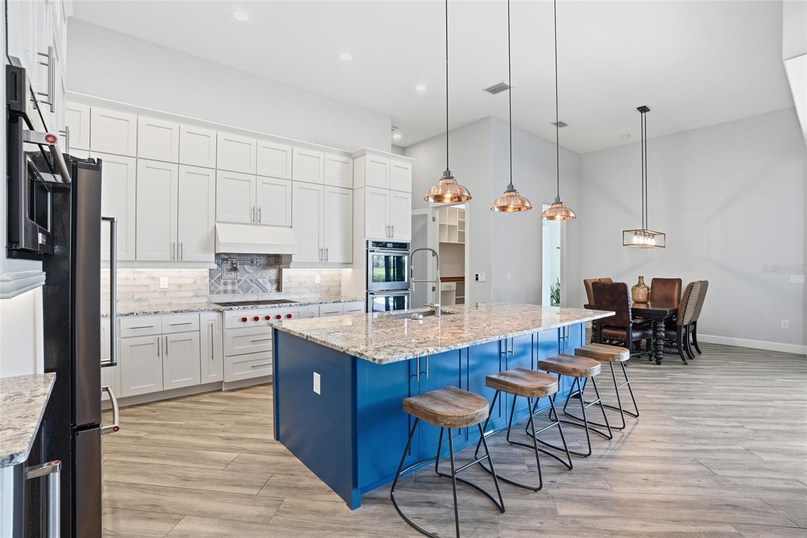 12894 SW PEMBROKE CIR S, LAKE SUZY, FL, 34269