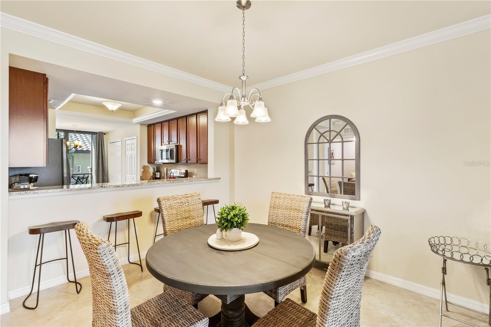 5558 PALMER CIR #105, BRADENTON, FL, 34211