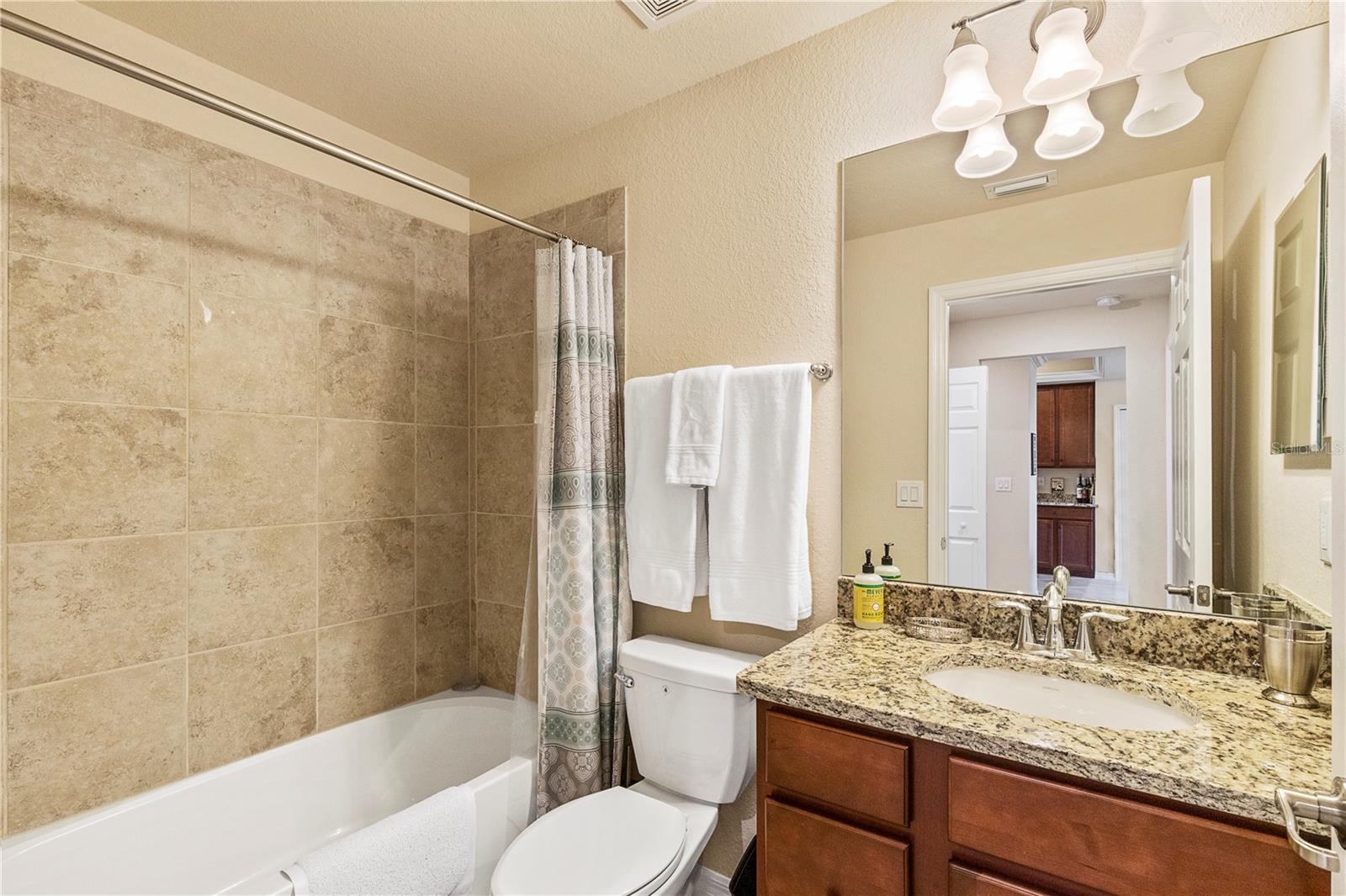 5558 PALMER CIR #105, BRADENTON, FL, 34211