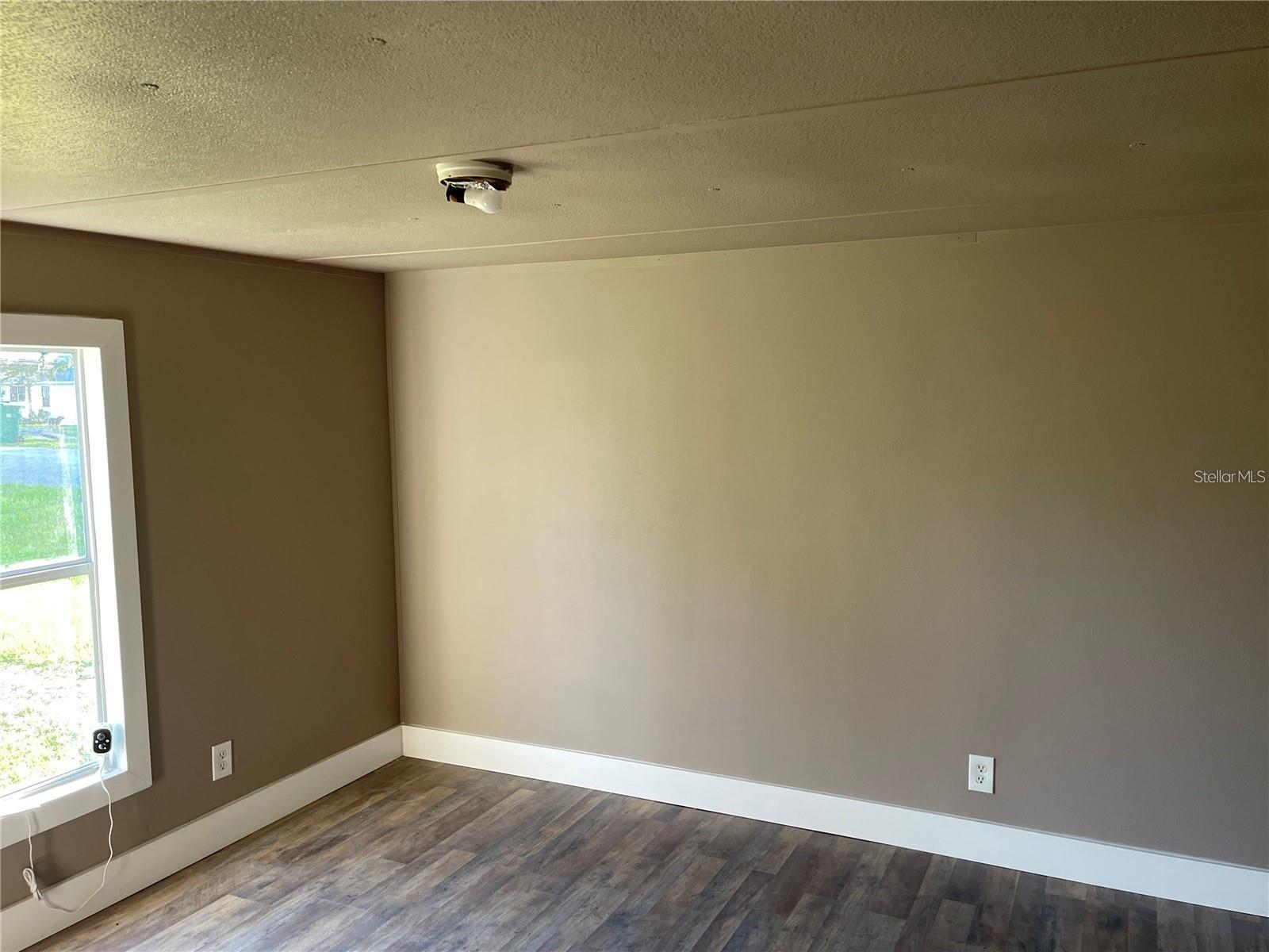 101 CAROLINE AVE, LADY LAKE, FL, 32159