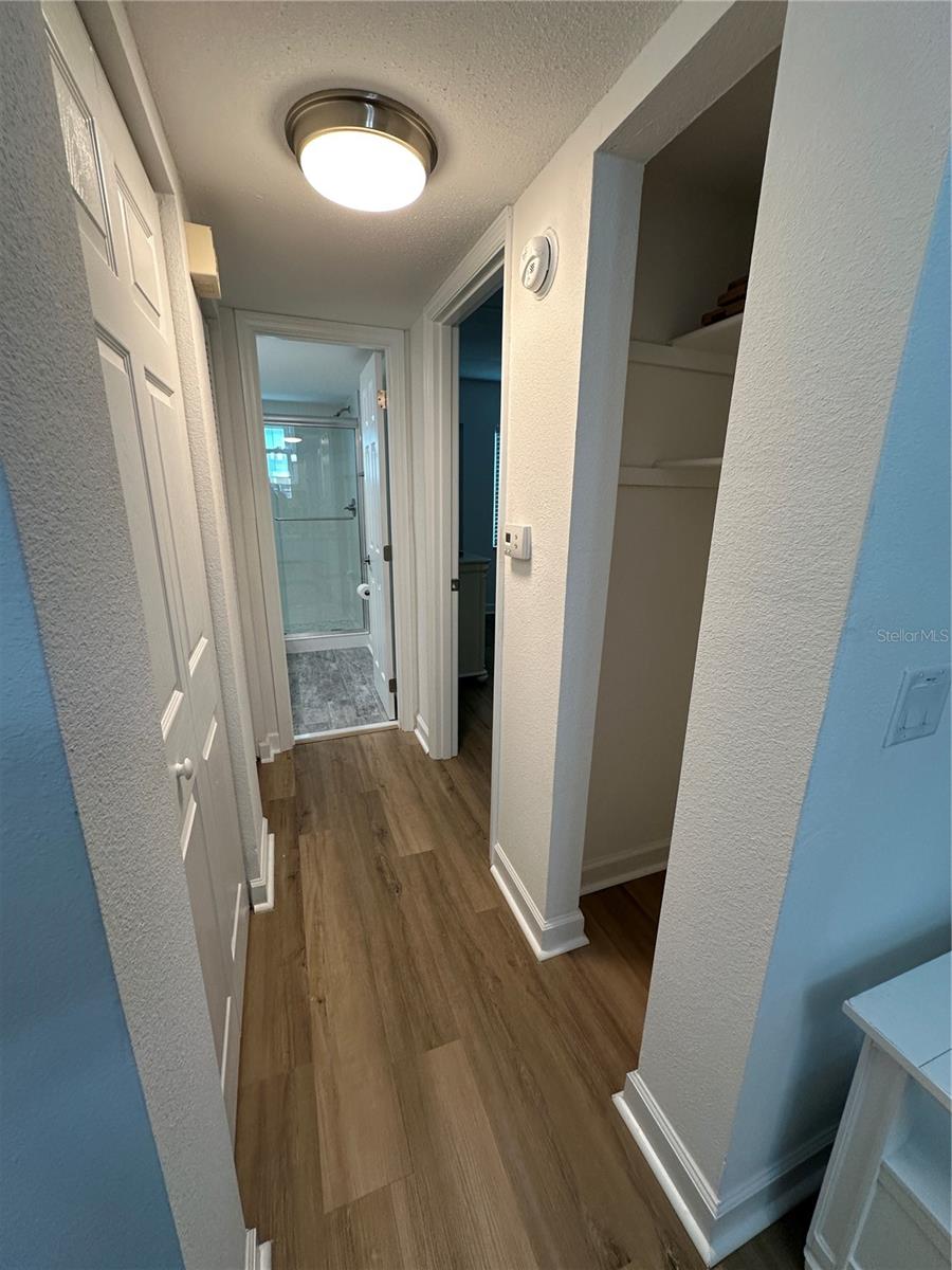 4700 COVE CIR #107, ST PETERSBURG, FL, 33708