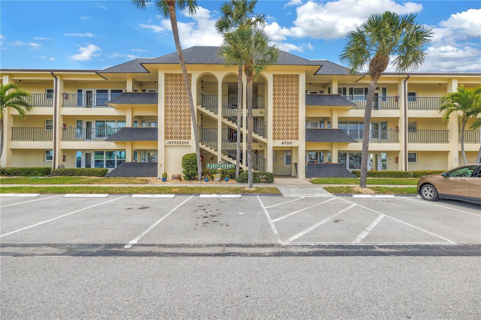 4700 COVE CIR #107, ST PETERSBURG, FL, 33708