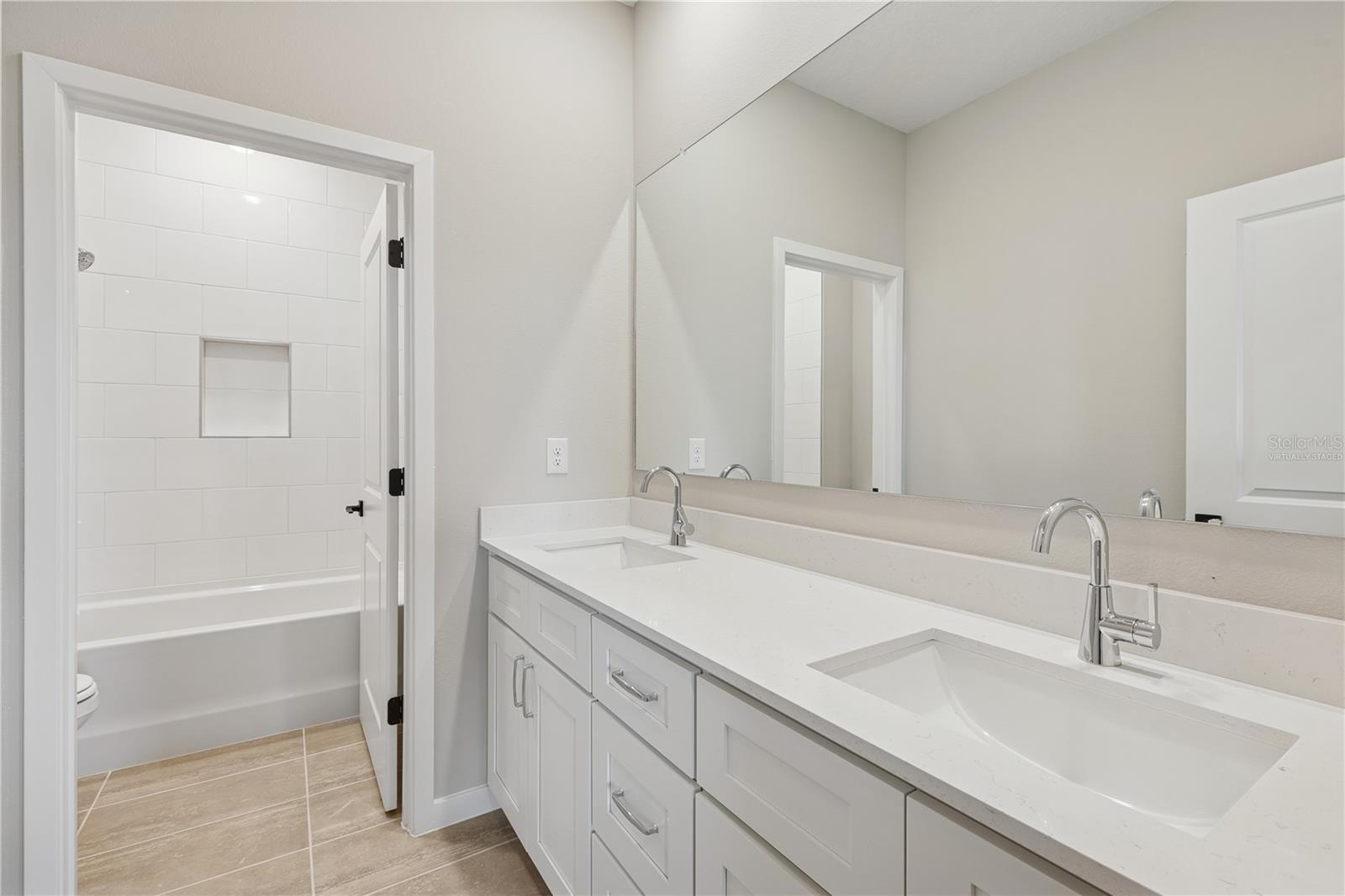 88 SPRINGWOOD DR, PALM COAST, FL, 32137