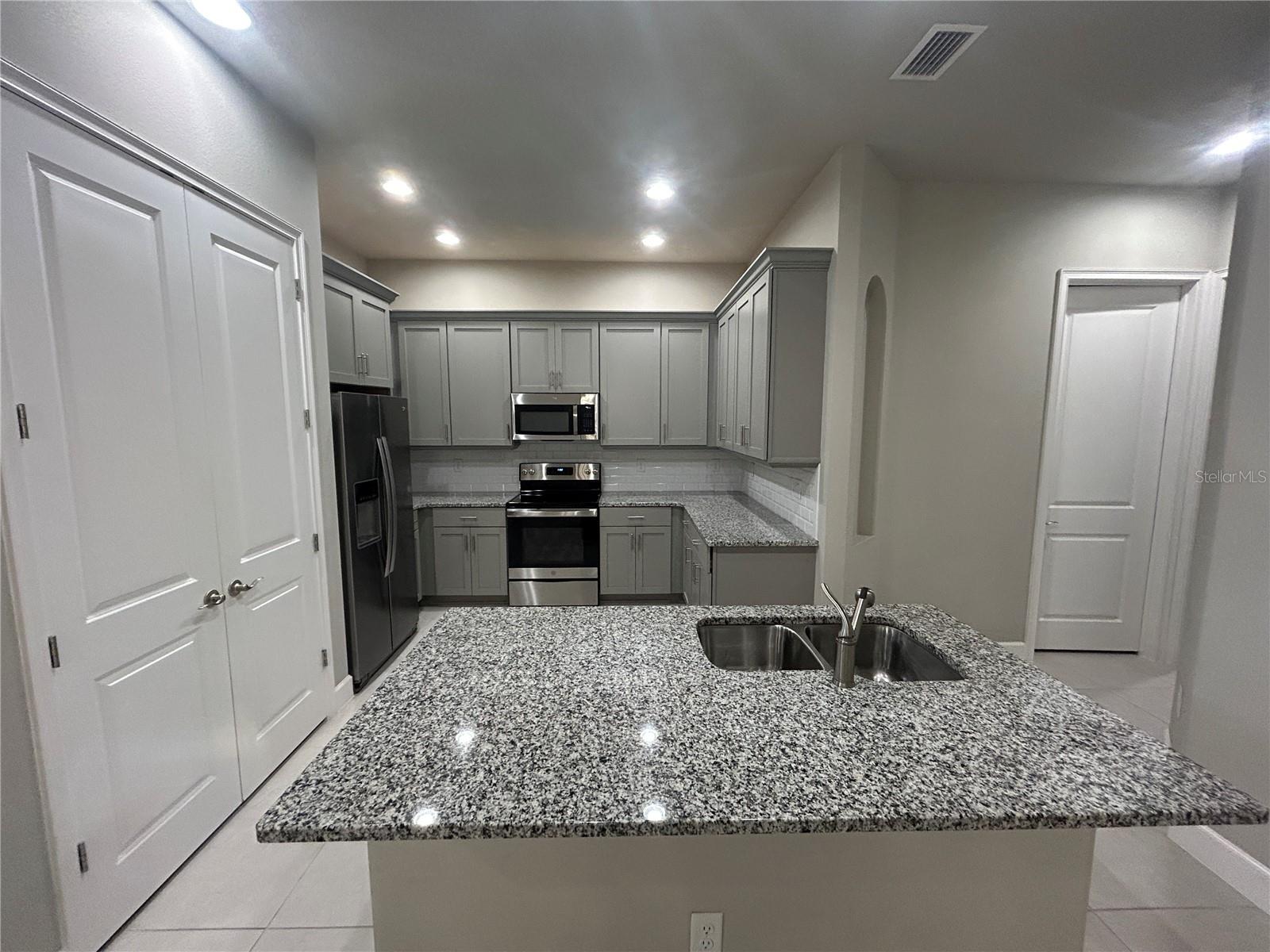 138 LONGRIDGE LN, ORMOND BEACH, FL, 32174