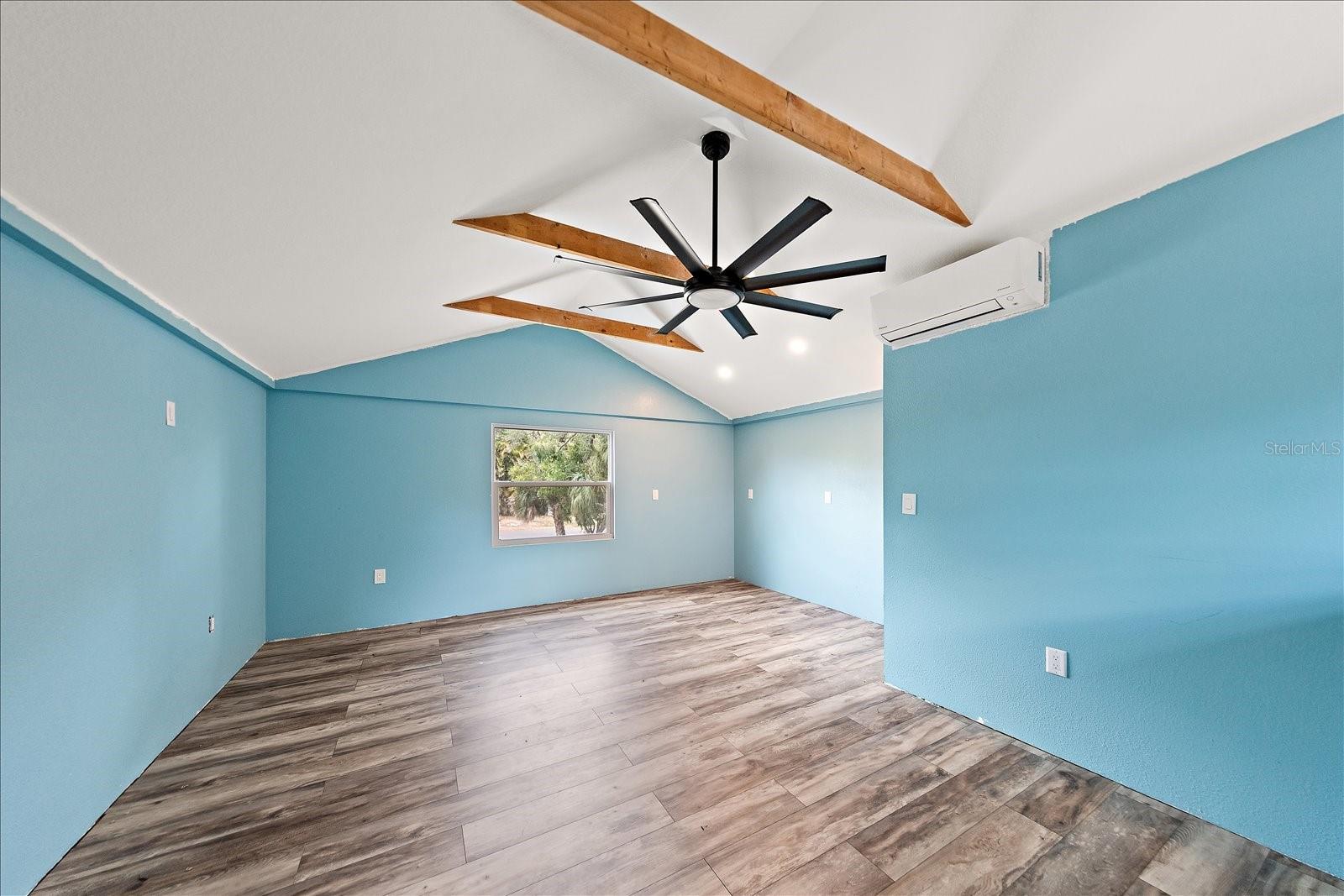 11012 52ND AVE N, ST PETERSBURG, FL, 33708