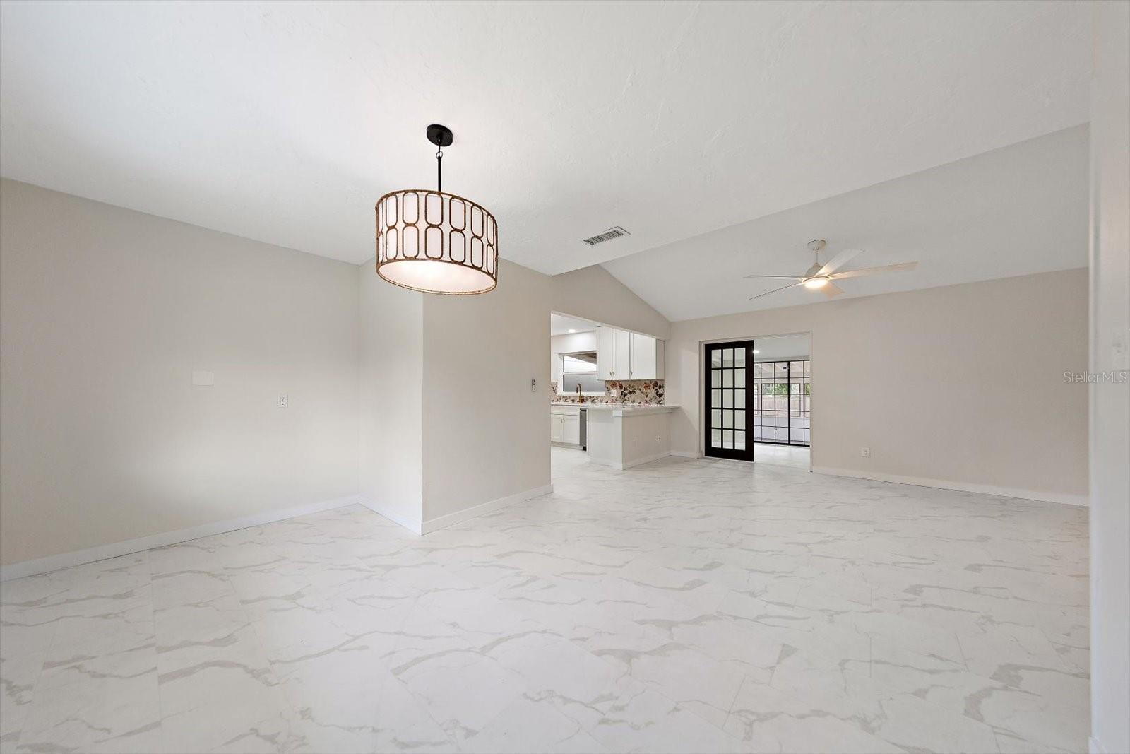 11012 52ND AVE N, ST PETERSBURG, FL, 33708