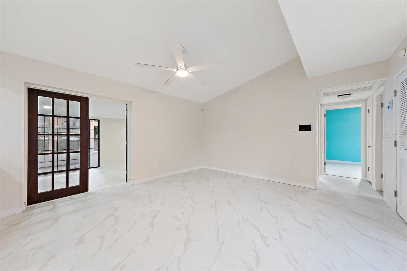 11012 52ND AVE N, ST PETERSBURG, FL, 33708