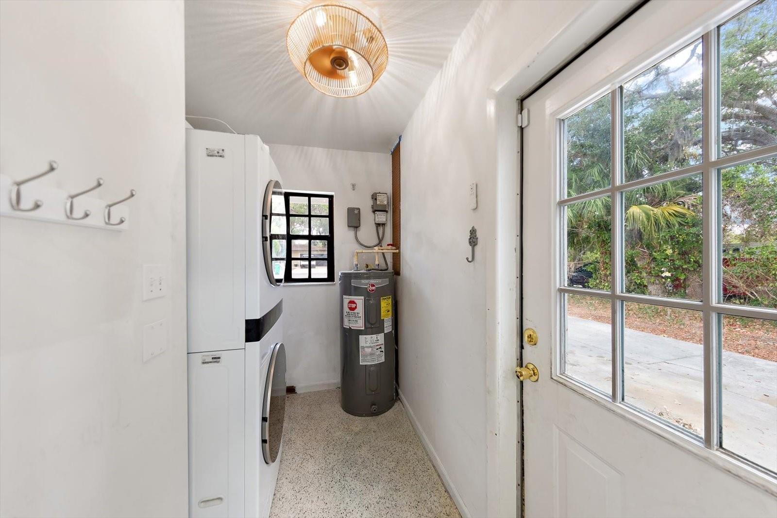 11012 52ND AVE N, ST PETERSBURG, FL, 33708